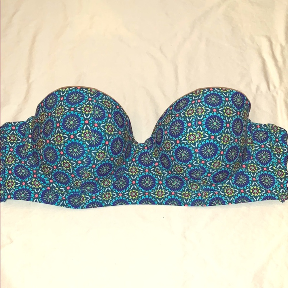 Old Navy Strapless bathing suit top